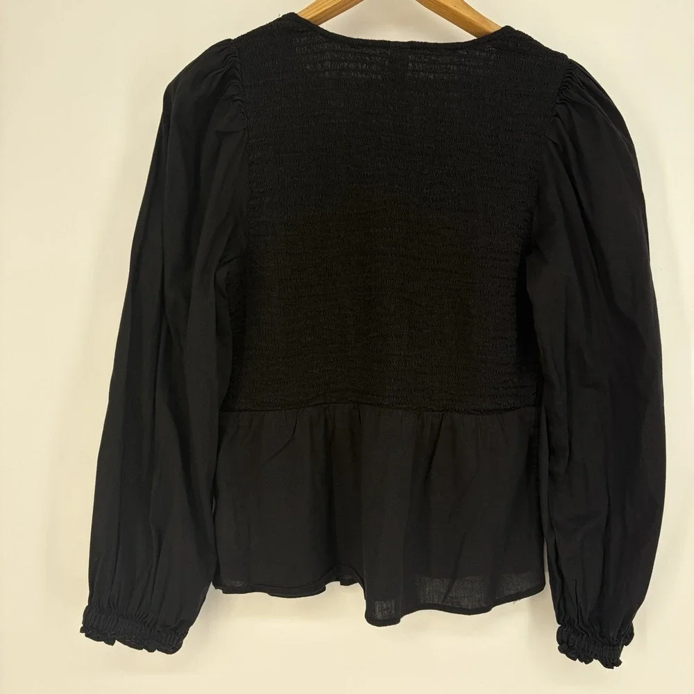 Old Navy Black Smocked V-Neck Blouse L Peplum Long Sleeve Witchy Fairy Grunge